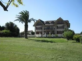 Antoyana سانتاندر