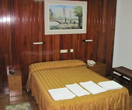 Hotel Antoyana *