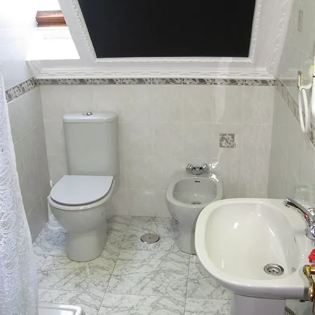 Hotel Antoyana *